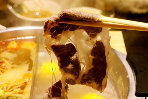 【羽諾食記】板橋美食~鬼椒麻辣王頂級鴛鴦麻辣火鍋