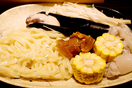 【羽諾食記】板橋美食~鬼椒麻辣王頂級鴛鴦麻辣火鍋
