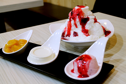 【羽諾食記】士林夜市美食~ICE COTTON艾思頓手作鬆餅 冰品專賣店