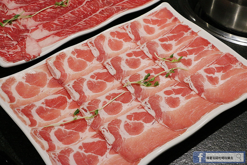 【羽諾x肉多多火鍋-肉品專賣店】捷運小巨蛋站好吃火鍋 大份量肉品!! 【羽諾x肉多多火鍋-肉品專賣店】捷運小巨蛋站好吃火鍋 大份量肉品!!