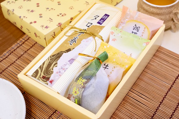 彌月禮盒推薦明月堂傳統菓,分量足不膩口~日式風格彌月禮盒分享