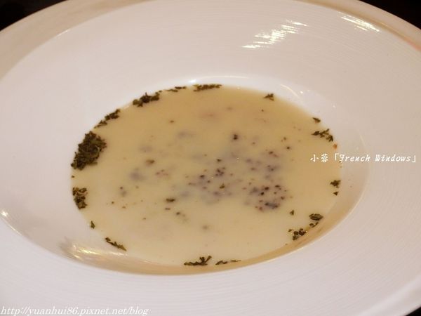 二訪「FrenchWindows 琺蘭綺瑥朵茶餐館」用心、精緻、美味的饗宴～