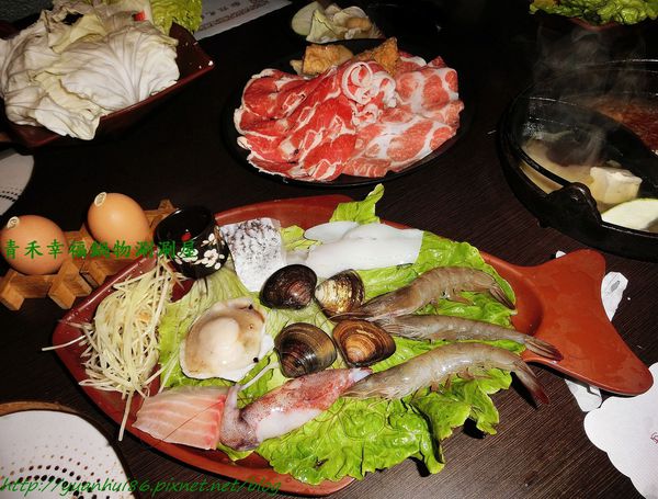 『青禾幸福鍋物涮涮屋-永安店』個人鴛鴦鍋、火烤兩吃鍋~ 『青禾幸福鍋物涮涮屋-永安店』個人鴛鴦鍋、火烤兩吃鍋~