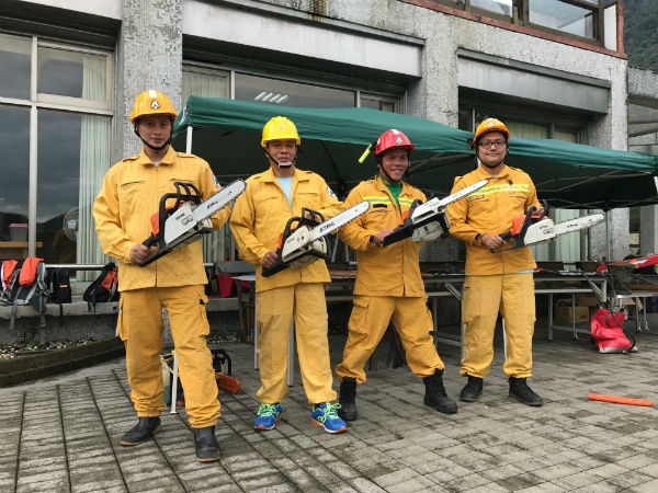 森林綠天使擁抱秀麗山林、溯溪、森呼吸 月領最高近35K-企業特寫
