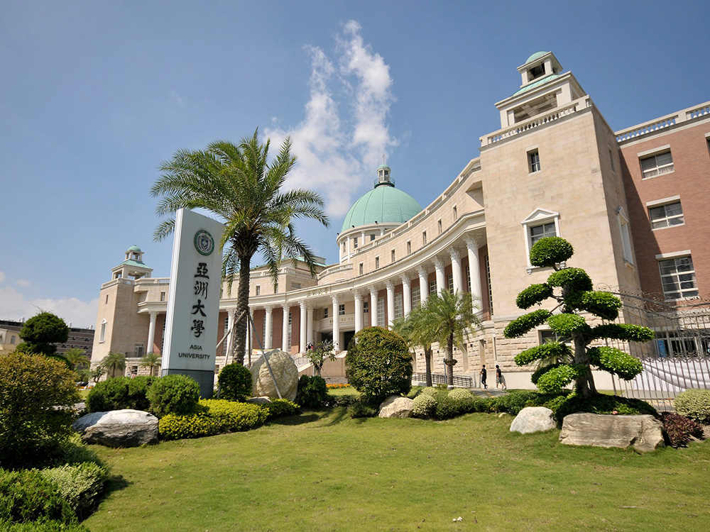 亞洲大學_社會工作學系_酸甜苦辣-大一新生有問必答