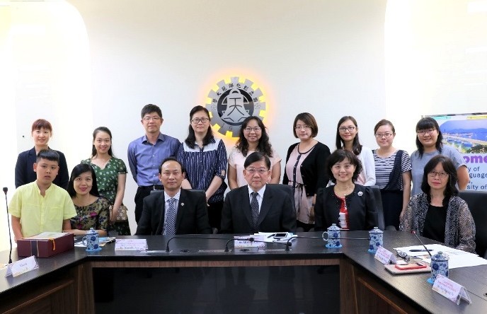 與越南峴港外語大學締結盟約 雙方將開展多項合作計畫-校園大小事