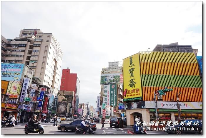 中壢必玩必吃必買伴手禮》金車咖啡文教館+新百王餐廳+素寶齋肚臍餅【桃園金牌好店踩線團二日遊4】 中壢必玩必吃必買伴手禮》金車咖啡文教館+新百王餐廳+素寶齋肚臍餅【桃園金牌好店踩線團二日遊4】