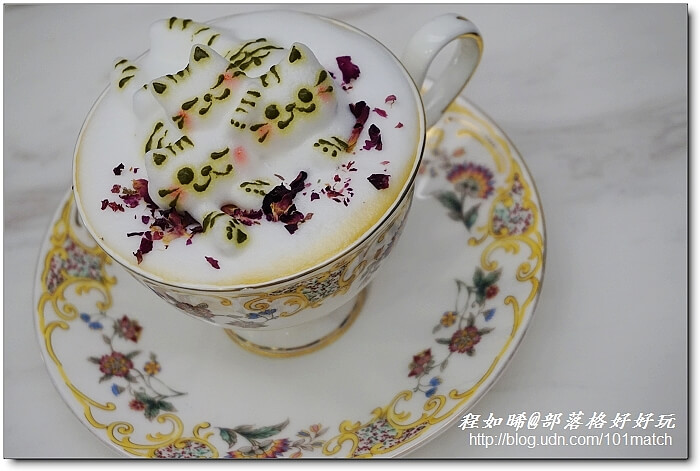 超療癒的貓咪立體拉花@咕嚕貓咖啡館旗鑑店 有貓店長坐檯【台中美食小旅行】 超療癒的貓咪立體拉花@咕嚕貓咖啡館旗鑑店 有貓店長坐檯【台中美食小旅行】