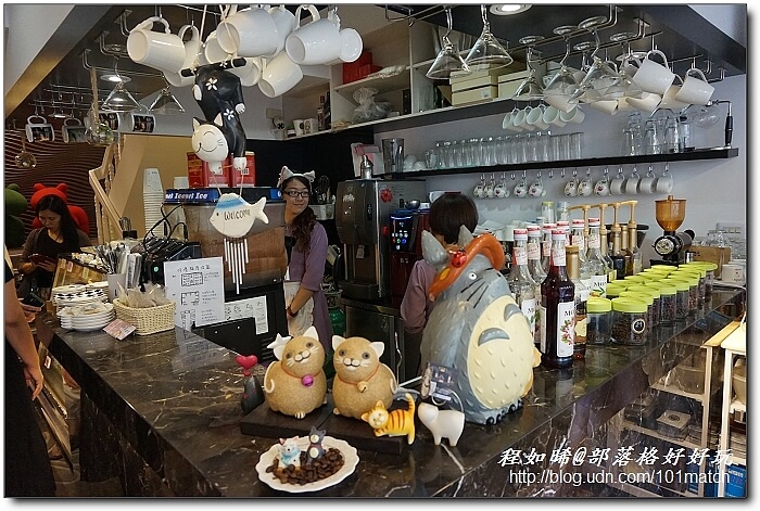超療癒的貓咪立體拉花@咕嚕貓咖啡館旗鑑店 有貓店長坐檯【台中美食小旅行】 超療癒的貓咪立體拉花@咕嚕貓咖啡館旗鑑店 有貓店長坐檯【台中美食小旅行】