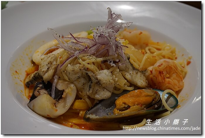 桃園鮮綠市集＋多樣屋【旁邊的JT Cafe因故結束營業】