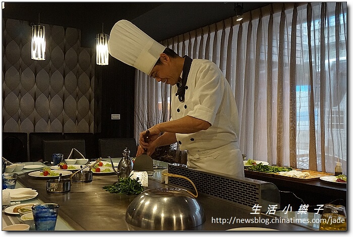 精進料理鐵板燒為愛而生》江雁塘新時尚鐵板燒造福素食者【中山國小捷運站素食美食推薦】 精進料理鐵板燒為愛而生》江雁塘新時尚鐵板燒造福素食者【中山國小捷運站素食美食推薦】