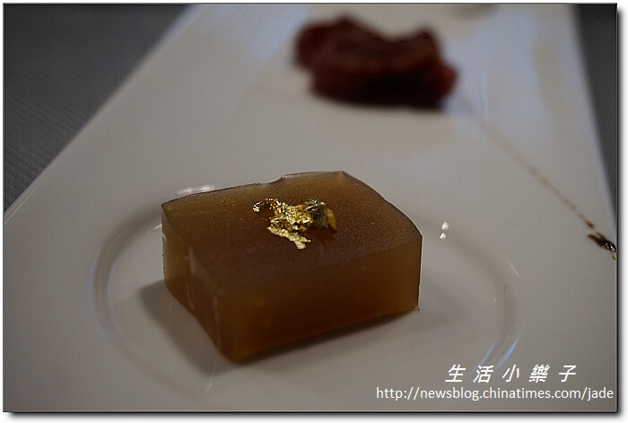精進料理鐵板燒為愛而生》江雁塘新時尚鐵板燒造福素食者【中山國小捷運站素食美食推薦】 精進料理鐵板燒為愛而生》江雁塘新時尚鐵板燒造福素食者【中山國小捷運站素食美食推薦】