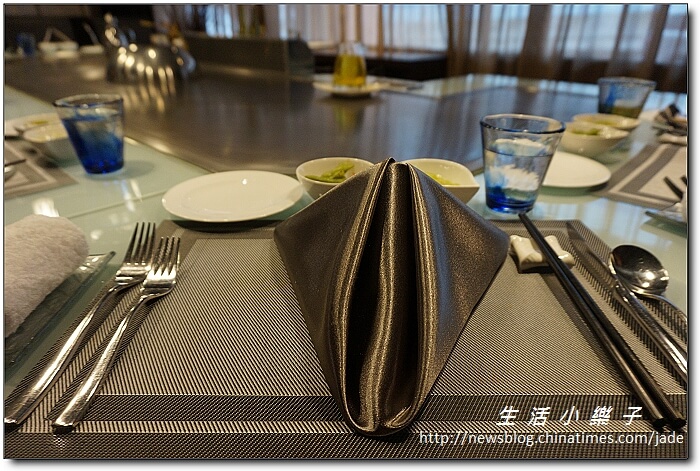 精進料理鐵板燒為愛而生》江雁塘新時尚鐵板燒造福素食者【中山國小捷運站素食美食推薦】 精進料理鐵板燒為愛而生》江雁塘新時尚鐵板燒造福素食者【中山國小捷運站素食美食推薦】