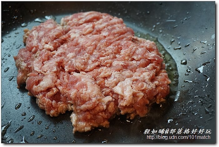 采蘋寶寶和阿嬤親子共廚初體驗》加拿大牛肉「親子樂廚房」教小朋友作營養元氣漢堡排@美威廚房
