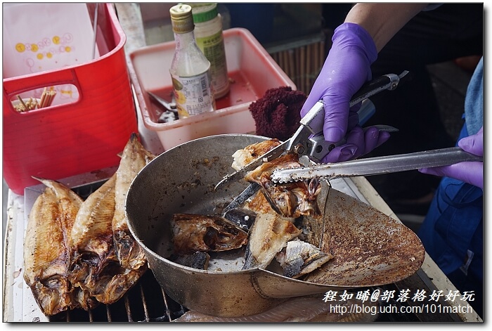 花蓮磯崎頭目海產店》台11線上最在地的部落風味平價海鮮&kiniw媽媽最佳人氣獎碳烤飛魚卵香腸【花東之旅必吃推薦】 花蓮磯崎頭目海產店》台11線上最在地的部落風味平價海鮮&kiniw媽媽最佳人氣獎碳烤飛魚卵香腸【花東之旅必吃推薦】