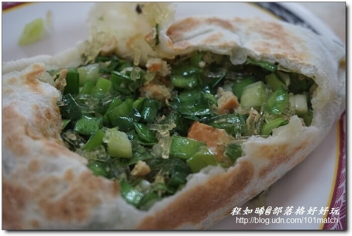 花蓮必吃人氣早餐》在地人推薦的一元飯店水煎包 花蓮必吃人氣早餐》在地人推薦的一元飯店水煎包