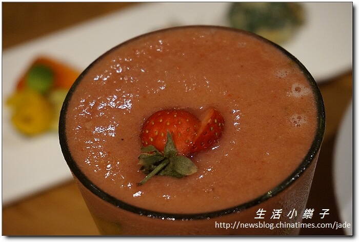 VegeTable 蔬桌日式和風洋食蔬食館》源於日本京都的精進料理【國泰醫院旁巷弄美食】