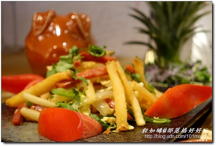 美國馬鈴薯無國界料理》駱師父、惡犬食堂、新帆船、PS TAPAS、拾穗、發福廚房等知名餐廳帶你用舌尖暢遊世界