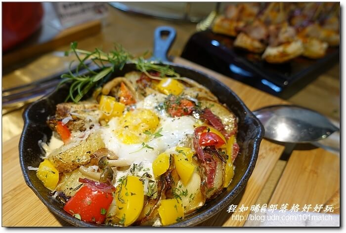 美國馬鈴薯無國界料理》駱師父、惡犬食堂、新帆船、PS TAPAS、拾穗、發福廚房等知名餐廳帶你用舌尖暢遊世界