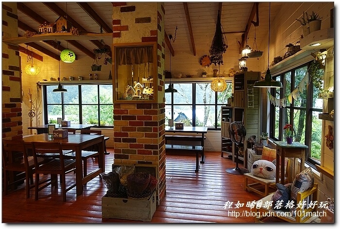 一見傾心的橄欖樹咖啡民宿》苗栗南庄南江休閒農業區住宿及下午茶推薦，女孩兒一定會尖叫的鄉村雜貨風偶像劇拍攝地