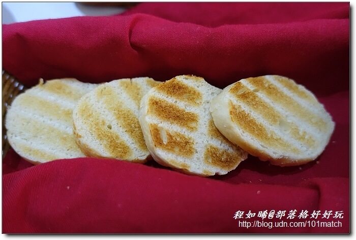 鬍子叔叔義麵工坊平價小奢華》小資族聚餐的好地方，份量多價格又親民 【蘆洲美食推薦】