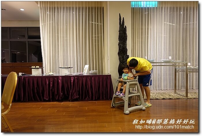 全台獨家美人魚一泊二食住房專案》南方莊園渡假飯店莊園餐廳 半套式自助西餐Buffet經典主餐吃到飽＆自助早餐