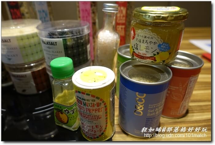 八年級美女開的婧Shabu涮涮鍋及日本料理》花藝和美味一起上桌 提供來自世界各地近三十種調味鹽【新莊美食推薦】