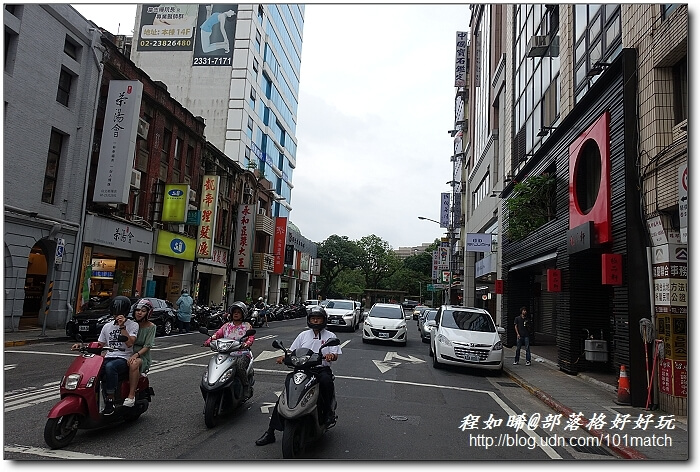 重慶南路書街輕旅行》閱讀驛Arki Café＋明星咖啡館＋好思當代＋smith&hsu現代茶館＋重南90文創基地+北平田園餡餅粥