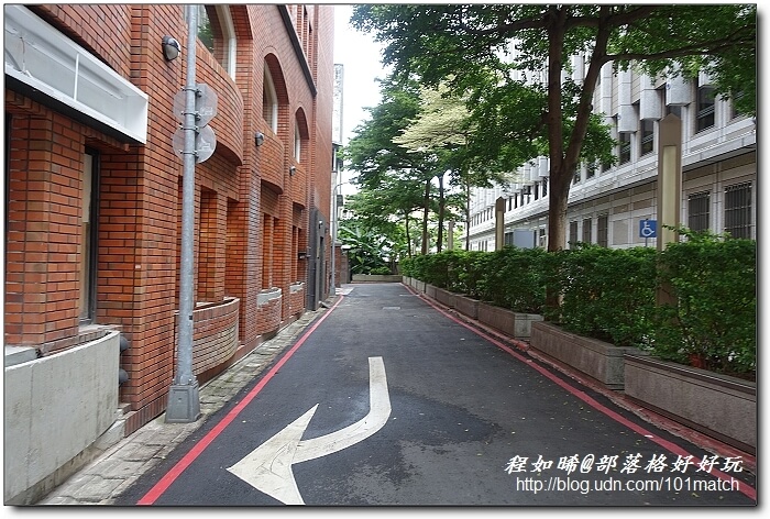 重慶南路書街輕旅行》閱讀驛Arki Café＋明星咖啡館＋好思當代＋smith&hsu現代茶館＋重南90文創基地+北平田園餡餅粥
