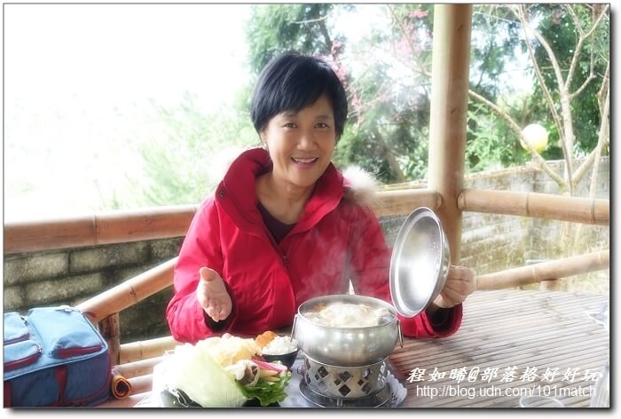 武岫竹炭窯文化園區親子旅遊》超值美味的竹炭竹筍火鍋大餐+竹炭咖啡+竹炭冰淇淋鬆餅下午茶 有「CAS標章林產品」驗證 武岫竹炭窯文化園區親子旅遊》超值美味的竹炭竹筍火鍋大餐+竹炭咖啡+竹炭冰淇淋鬆餅下午茶 有「CAS標章林產品」驗證