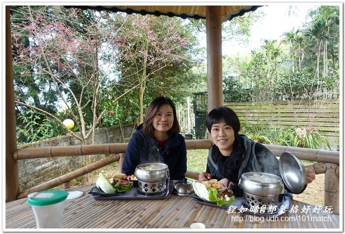 武岫竹炭窯文化園區親子旅遊》超值美味的竹炭竹筍火鍋大餐+竹炭咖啡+竹炭冰淇淋鬆餅下午茶 有「CAS標章林產品」驗證 武岫竹炭窯文化園區親子旅遊》超值美味的竹炭竹筍火鍋大餐+竹炭咖啡+竹炭冰淇淋鬆餅下午茶 有「CAS標章林產品」驗證