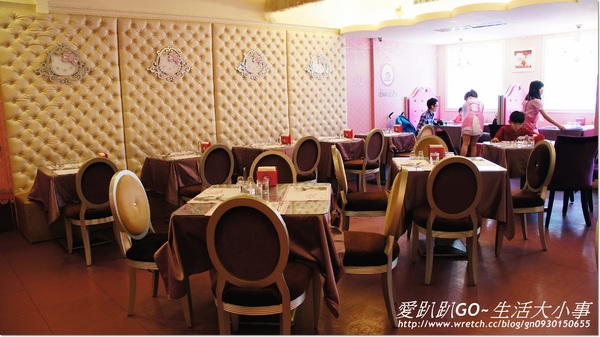 【食記/台北市】讓人尖叫的餐廳~Hello Kitty Sweets-Hello Kitty Sweets 【食記/台北市】讓人尖叫的餐廳~Hello Kitty Sweets-Hello Kitty Sweets