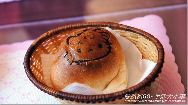 【食記/台北市】讓人尖叫的餐廳~Hello Kitty Sweets-Hello Kitty Sweets 【食記/台北市】讓人尖叫的餐廳~Hello Kitty Sweets-Hello Kitty Sweets