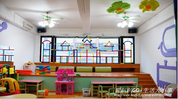 【食記/新北市】親子餐廳~戀戀花菓山美食主題館