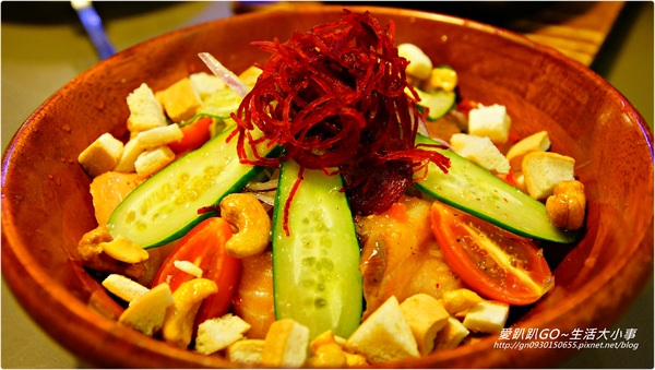 【食記/新北市】發現捷運美食 ♪♪Number Nine咖啡&廚房♪♪（主餐篇）