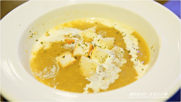 【食記/新北市】發現捷運美食 ♪♪Number Nine咖啡&廚房♪♪（主餐篇）