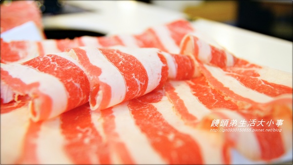 【食記/新北市】捷運美食～越吃越涮嘴的麻辣鍋♪♪ 白帝城精緻涮鍋♪♪