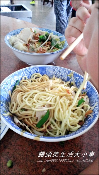 【食記／苗栗】吃了會上榜的麵♪♪金榜麵食館♪♪
