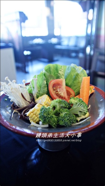 【食記/桃園】麻而不辣的養生鍋♪♪蜀山饌麻辣鮮鍋♪♪