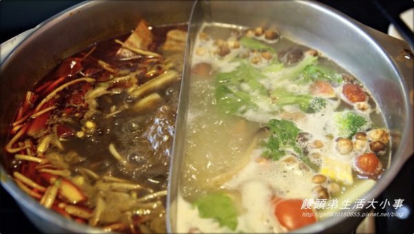 【食記/桃園】麻而不辣的養生鍋♪♪蜀山饌麻辣鮮鍋♪♪