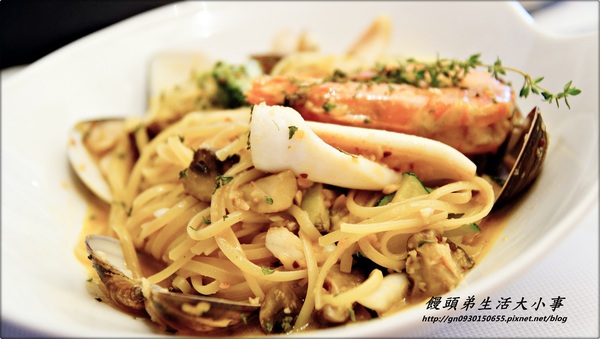 【食記/台北市】捷運美食～濃濃地中海風格♪♪香氛潘朵拉♪♪