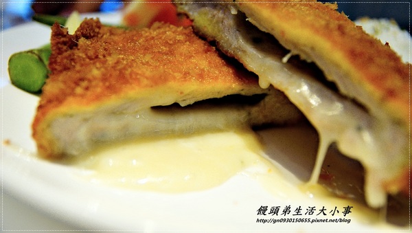 【食記/台北市】捷運美食~超夢幻下午茶♪♪鬆餅公主♪♪ 【食記/台北市】捷運美食~超夢幻下午茶♪♪鬆餅公主♪♪