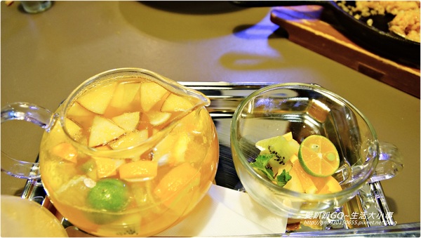 【食記/新北市】發現捷運美食 ♪♪Number Nine咖啡&廚房♪♪（甜點篇）