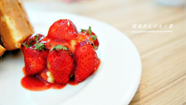  【食記/台北市】捷運美食～超可愛的粉藍大象與妳相伴♪♪u*ki smile coffee♪♪