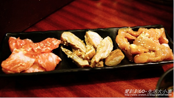 【食記/新北市】超有心機的小三機~鑽木取火日式燒肉 【食記/新北市】超有心機的小三機~鑽木取火日式燒肉