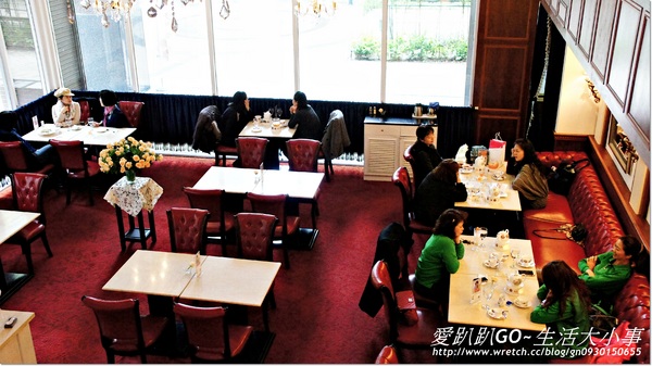 【食記/新北市】馬卡龍冰淇淋鬆餅~英式下午茶 【食記/新北市】馬卡龍冰淇淋鬆餅~英式下午茶