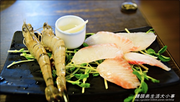 【食記/新北市】讓我們來吃吃螃蟹將軍♪♪皇璽北海道昆布鍋♪♪