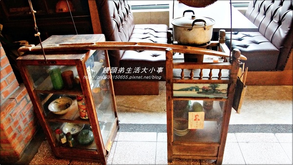 【食記/新北市】超復古餐廳~讓你回到５０年代的好滋味♪幸福宴民族文化餐館♪