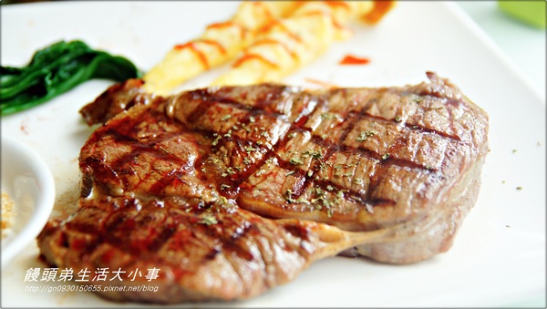  【食記/新北市】亨尼詩休閒茶館（主餐篇）