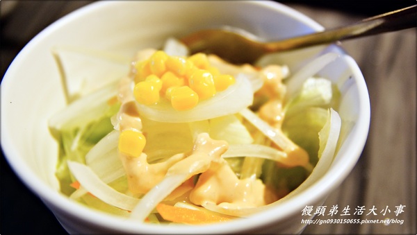 【食記/新北市】邊吃邊吶喊～超有ＦＵ的燒烤店♪♪YS碳烤BAR♪♪